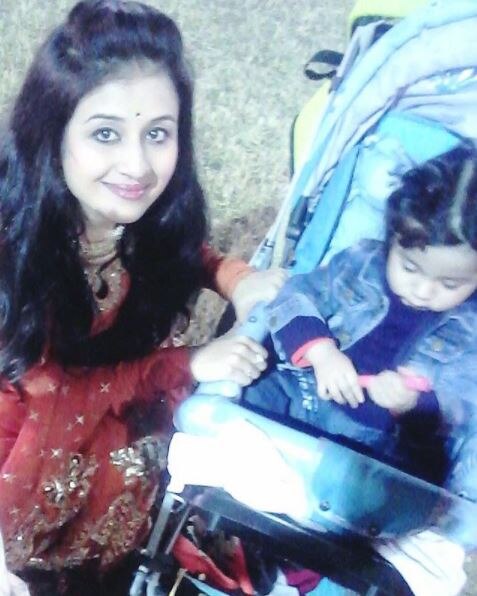 PIC: 'Jodha Akbar' actress Paridhi Sharma snapped with baby girl