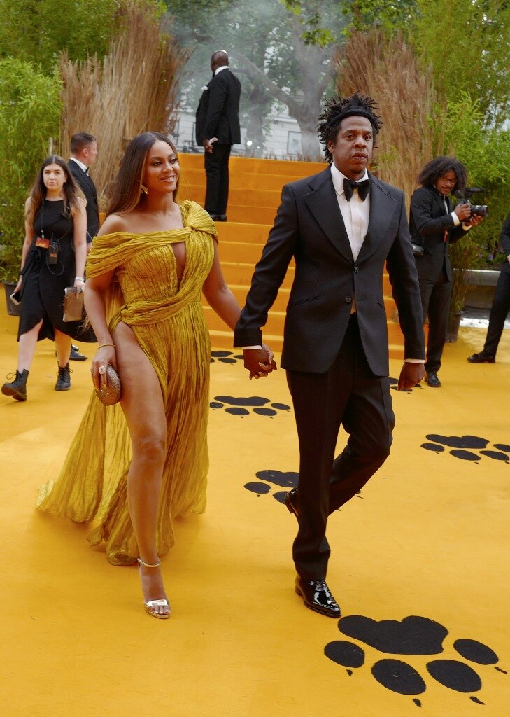 beyonce gold gown
