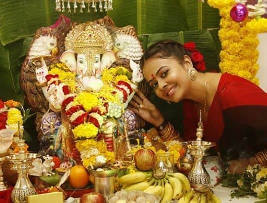 Image result for Ganpati Bappa at stars homes rakhi swant in 2019