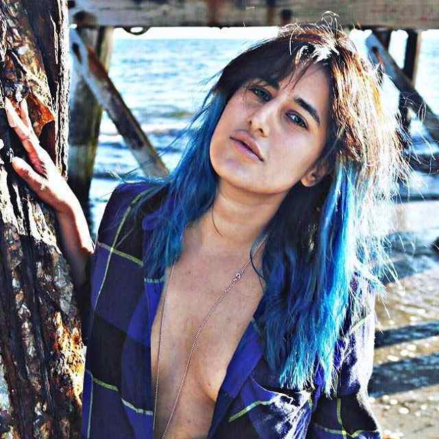 इंस्टा सनसनी हैं कटरीना की हमशक्ल सलोनी चोपड़ा See the latest pictures of Saloni Chopra
