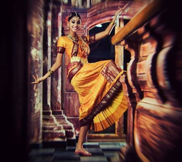 Miss World 2018: मानुषी छिल्लर आज दुनिया की नई विश्व सुंदरी को पहनाएंगी क्राउन, भारत की अनुकृति वास हैं दावेदार Miss World 2018: मानुषी छिल्लर आज दुनिया की नई विश्व सुंदरी को पहनाएंगी क्राउन, भारत की अनुकृति वास हैं दावेदार
