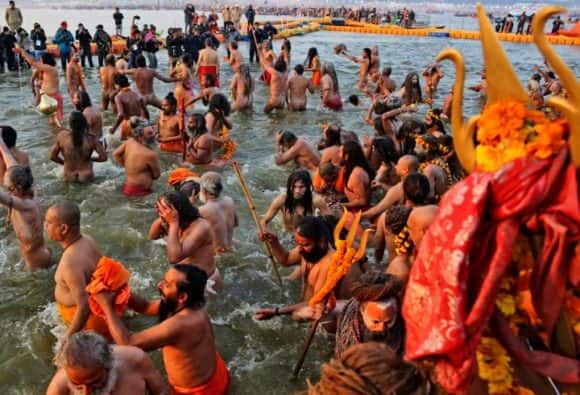 Kumbh Mela 2019: देखें दिव्य कुंभ की अलौकिक तस्वीरें, जो कर रही हैं इसकी भव्यता का गुणगान