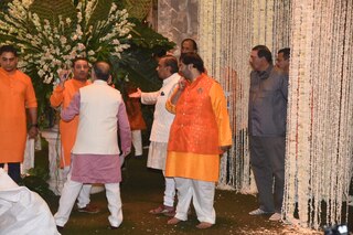 मुकेश अंबानी के घर पधारे गणपित बप्पा, पूजा में शरीक होने पहुंचे दिग्गज सितारे, देखें तस्वीरें मुकेश अंबानी के घर पधारे गणपित बप्पा, पूजा में शरीक होने पहुंचे दिग्गज सितारे, देखें तस्वीरें
