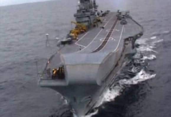 भारतीय नौदलाची 6 दशकं सेवा, 'आयएनएस विराट' अखेरच्या प्रवासाला