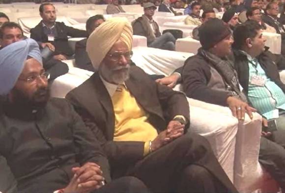ਡੇਰਾ ਸਿਰਸਾ ਪਹੁੰਚੇ ਆਗੂਆਂ ਦੇ ਬਾਈਕਾਟ ਦਾ ਸੱਦਾ