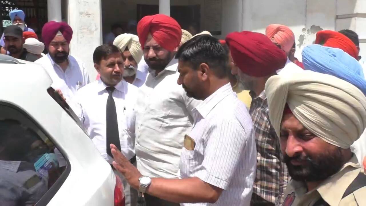 ਹਾਈਕੋਰਟ ਤੋਂ ਜ਼ਮਾਨਤ ਮਿਲਣ ਪਿੱਛੋਂ ਫ਼ਰੀਦਕੋਟ ਅਦਾਲਤ ਪੁੱਜੇ IG ਉਮਰਾਨੰਗਲ