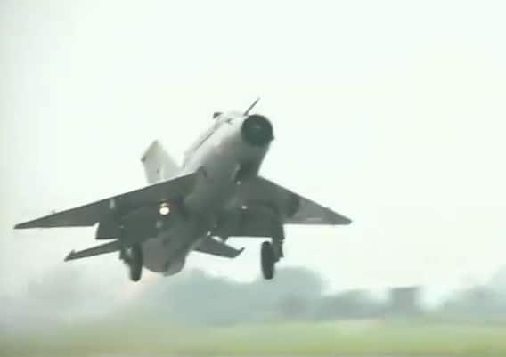 ਵਿੰਗ ਕਮਾਂਡਰ ਅਭਿਨੰਦਨ ਹੁਣ ਫਲਾਇੰਗ ਇੰਸਟ੍ਰਕਟਰ ਬਣੇ, ਬੀਐਸ ਧਨੋਆ ਨਾਲ ਉਡਾਇਆ ਮਿੱਗ-21