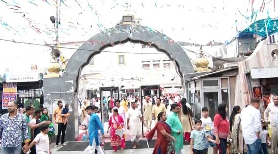 ਅੱਜ ਤੋਂ ਸ਼ੁਰੂ ਹੋਇਆ ਲੰਗੂਰ ਮੇਲਾ, ਵੇਖੋ ਅੰਮ੍ਰਿਤਸਰ ਤੋਂ ਆਈਆਂ ਖੂਬਸੂਰਤ ਤਸਵੀਰਾਂ