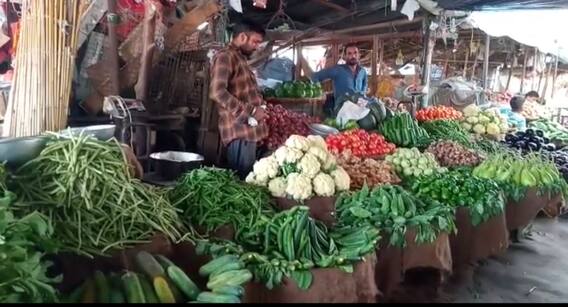 ਪਿਆਜ਼ ਤੋਂ ਬਾਅਦ ਹੁਣ ਟਮਾਟਰ ਨੇ ਲਿਆਂਦੀ ਹਨ੍ਹੇਰੀ, ਅਸਮਾਨੀਂ ਛੂਹੇ ਭਾਅ