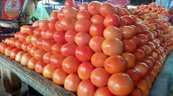 ਪਿਆਜ਼ ਤੋਂ ਬਾਅਦ ਹੁਣ ਟਮਾਟਰ ਨੇ ਲਿਆਂਦੀ ਹਨ੍ਹੇਰੀ, ਅਸਮਾਨੀਂ ਛੂਹੇ ਭਾਅ