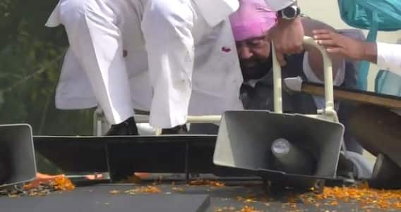 ਚੋਣ ਪ੍ਰਚਾਰ ਦੌਰਾਨ ਕੈਪਟਨ ਨਾਲ ਵਾਪਰਿਆ ਹਾਦਸਾ, ਦਸਤਾਰ ਉੱਤਰੀ