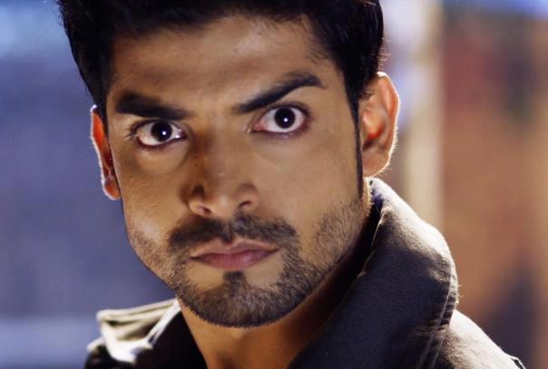 Gurmeet Choudhary Falls In Love With Cape Town On SA Visit