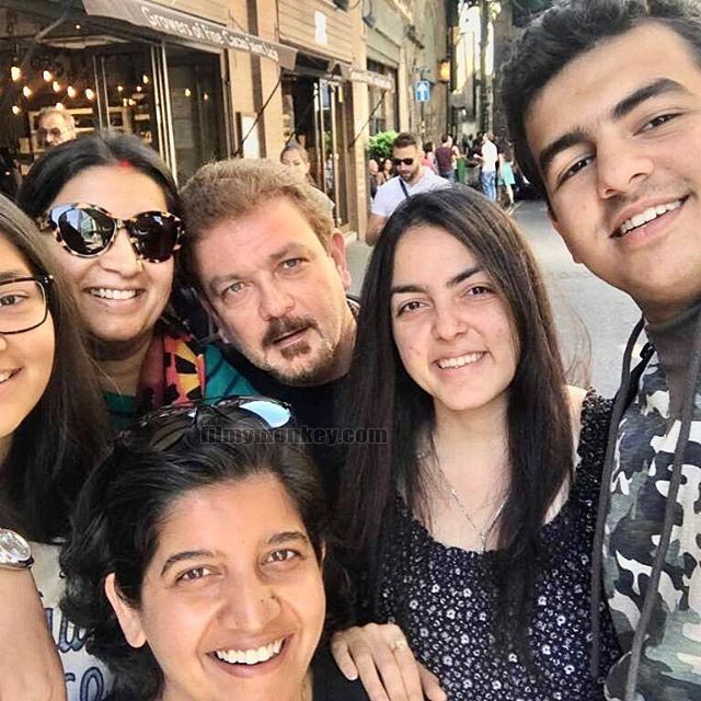 Throwback PICS! Smriti Irani and husband Zubin look gorgeous in their ...