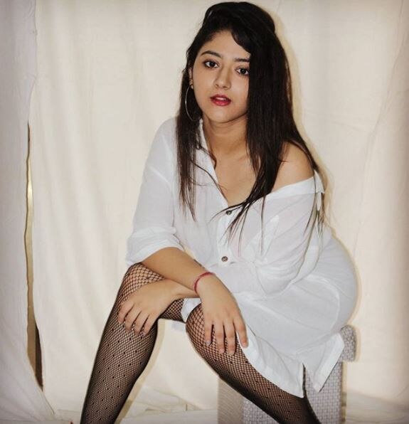 Shriya And Sneha – samyysandra.com