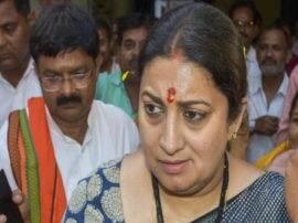 फिर डिग्री विवाद में घिरीं स्मृति ईरानी, कांग्रेस ने कहा- मंत्री ने जनता के सामने बोला झूठ Smriti irani declaration in electoral affidavit college degree is not complete फिर डिग्री विवाद में घिरीं स्मृति ईरानी, कांग्रेस ने कहा- मंत्री ने जनता के सामने बोला झूठ