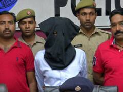 शिक्षक की हैवानियत, राखी बंधवाकर कई छात्राओं को बनाया हवस का शिकार