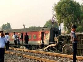 दिल्ली-हावड़ा रेल यातायात दोबारा चालू, पूर्वा एक्सप्रेस के दुर्घटनाग्रस्त होने के बाद रूट बाधित था Delhi howrah rail route normal after 28 hours दिल्ली-हावड़ा रेल यातायात दोबारा चालू, पूर्वा एक्सप्रेस के दुर्घटनाग्रस्त होने के बाद रूट बाधित था