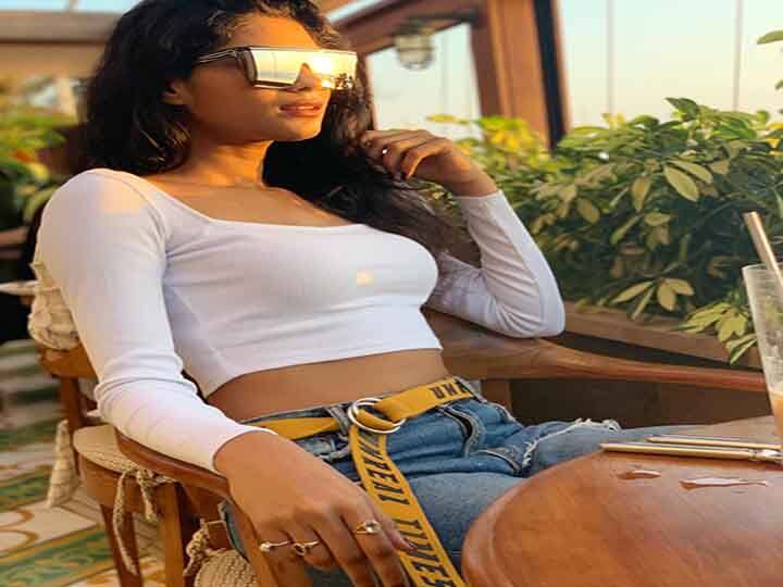 देखें, आज बॉलीवुड की 10 सबसे धमाकेदार फोटो