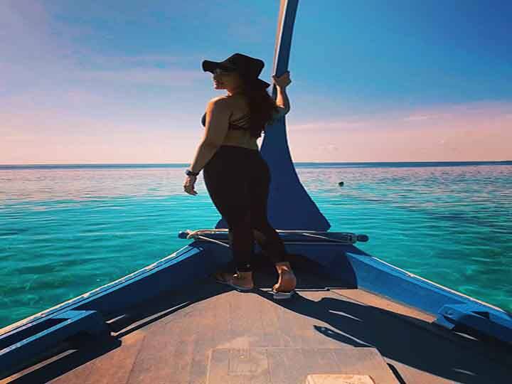 देखें, आज बॉलीवुड की 10 सबसे धमाकेदार फोटो