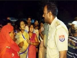 पुलिस पर आरोपी को पैसे लेकर छोड़ने का आरोप, परिजनों ने लगाया हाइवे पर जाम Meerut five year child murder case Police role is suspected alleged to take bribe from accused पुलिस पर आरोपी को पैसे लेकर छोड़ने का आरोप, परिजनों ने लगाया हाइवे पर जाम