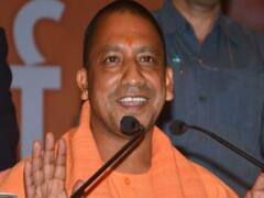 यूपी के सियासी समर में सांड की एंट्री, सीएम योगी बोले-'नंदी जी ने दिखाया रौद्र रूप'  