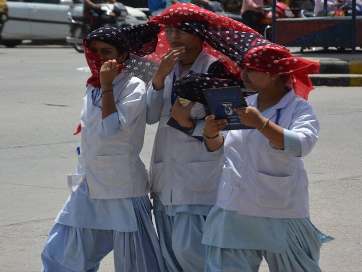 यूपी में बढ़ते तापमान और गर्म हवाओं ने लोगों को किया परेशान, बरतें सावधानी...भारी पड़ सकती है लापरवाही