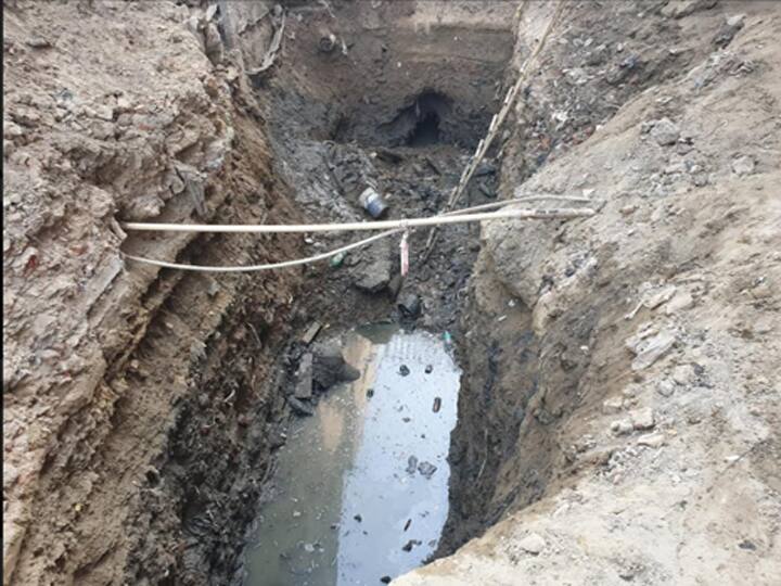 नोएडा: सीवर सफाई के दौरान दो मजदूरों की डूबने से मौत, ठेकेदार पर मुकदमा दर्ज