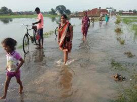Fani affect eastren up heavy rain in many places फेनी तूफान का असर पूर्वी उत्तर प्रदेश पर,सिद्धार्थ नगर, महाराजगंज में मूसलाधार बारिश