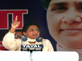 गठबंधन के वोट काटने के लिए बीजेपी ने दिया शिवपाल को पैसा : मायावती mayawati slams bjp and narendra modi in a rally in azamgarh गठबंधन के वोट काटने के लिए बीजेपी ने दिया शिवपाल को पैसा : मायावती