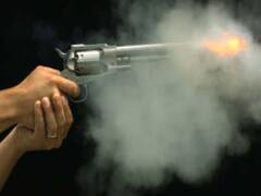 प्रॉपर्टी डीलर की हत्या के बाद बदमाशों ने बेटे को किया फोन, बोले- उठा ले जाओ लाश