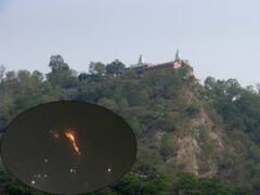 आग से धधक रही मां मनसा देवी मंदिर की पहाड़ी, आंखें मूंदे बैठा वन विभाग