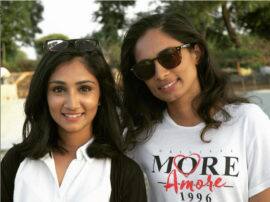 मैक मोहन की बेटियां मंजरी और विनती जल्द करेंगी बॉलीवुड डेब्यू Mohan's daughters Manjari and Rani will soon make Bollywood debut मैक मोहन की बेटियां मंजरी और विनती जल्द करेंगी बॉलीवुड डेब्यू