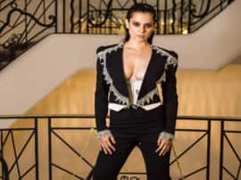 बॉलीवुड की 'क्वीन' कंगना रनौत रीयल लाइफ में भी है झांसी की रानी Bollywood Bold And Hot Actress Kangana Ranaut Journey बॉलीवुड की 'क्वीन' कंगना रनौत रीयल लाइफ में भी है झांसी की रानी