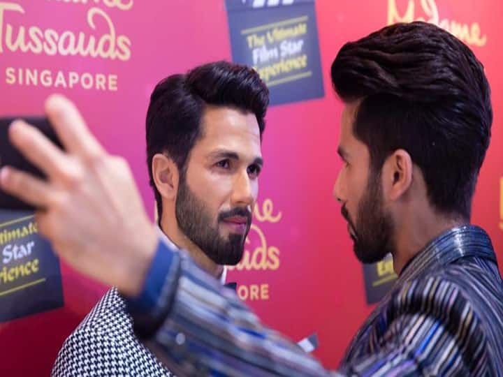 शाहिद कपूर पहुंचे मैडम तुसाद, अपने वैक्स स्टैच्यू को देखने