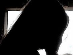 सौतेले पिता की करतूत, नींद की गोली देकर बेटी के साथ करता था दुष्कर्म, सच सुनकर उड़ गए मां के होश  