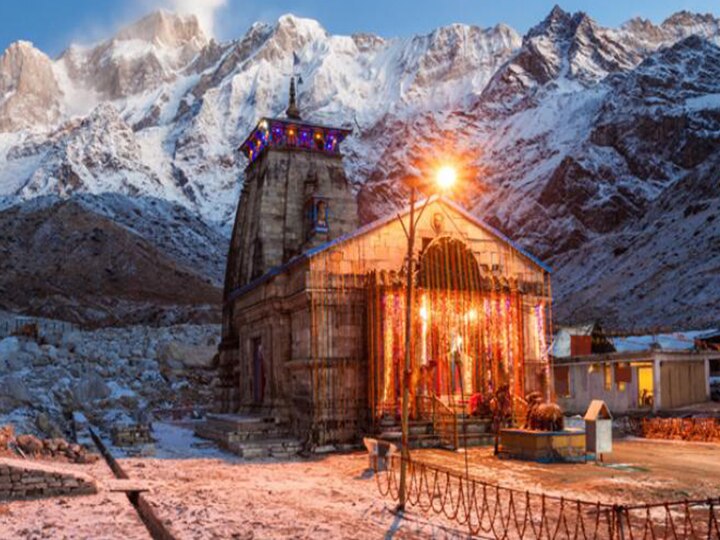 बेहद खूबसूरत है हिमालय की गोद में बसा केदारनाथ धाम, जानें- यहां क्या है खास Very beautiful, Kedarnath Dham, lives in the lap of Himalaya, know what is special here