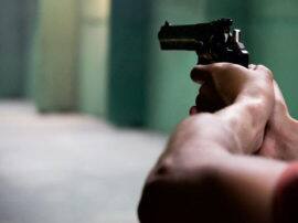 man murdered wife with gun suicide himself शख्स ने पत्नी की गोली मारकर की हत्या, खुद भी की खुदकुशी