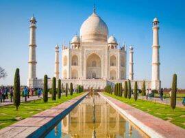 ताजमहल में होगा ब्रेस्टफीडिंग रूम, देश में ऐसी सुविधा वाला पहला स्मारक breast feeding room at Tajmahal campus ताजमहल में होगा ब्रेस्टफीडिंग रूम, देश में ऐसी सुविधा वाला पहला स्मारक