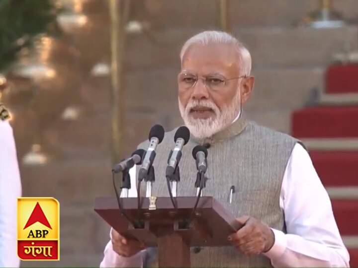 साहेब' की सरकार LIVE: लगातार दूसरी बार प्रधानमंत्री बने नरेंद्र मोदी, शाह को मिली कैबिनेट में जगह