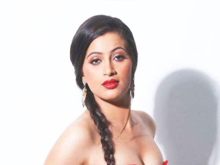 मिमी और नुसरत की खूबसूरती को टक्कर दे रही हैं ये निर्दलीय सांसद, देखें खूबसूरत तस्वीरें