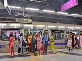 Free journey in Delhi Metro and Buses, Gift for women केजरीवाल सरकार का बड़ा तोहफा, तीन महीने में महिलाओं के लिए बस व मेट्रो में यात्रा फ्री