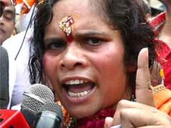 अलीगढ़ में मासूम बच्ची की हत्या, साध्वी प्राची बोलीं- दोषियों को सड़क पर जला दो