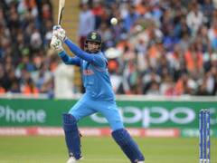 युवराज सिंह ने अंतरराष्ट्रीय क्रिकेट को कहा अलविदा, मुंबई में की संन्यास की घोषणा