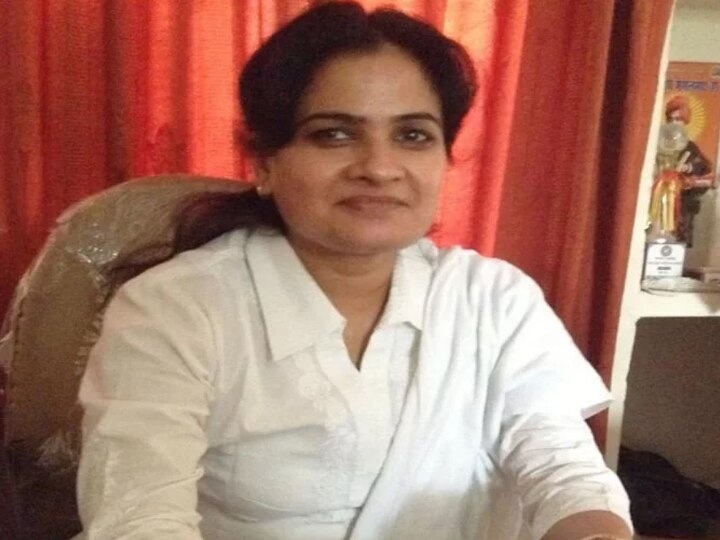 दरवेश यादव हत्याकांड: परिजनों ने की सीबीआई जांच की मांग, प्रदेशभर में धरने पर वकील cbi inquiry demand in darvesh yadav murder in agra