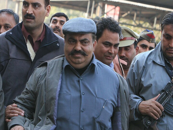 मुश्किल में अतीक अहमद, कारोबारी के अपहरण मामले में सीबीआई ने दर्ज किया केस CBI registers case against Ateeq Ahmed and 17 others