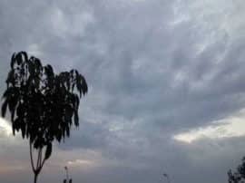 Weather become pleasant in Jhansi झांसी में बदला मौसम का मिजाज, चिलचिलाती गर्मी से लोगों को मिली राहत