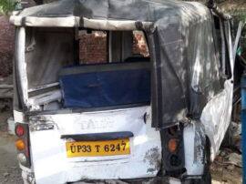 two people died in a road accident in mathura मथुरा: गोवर्धन परिक्रमा करने आए दो तीर्थयात्रियों की सड़क दुर्घटना में मौत