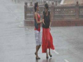 लखनऊ में मौसम हुआ सुहावना, सुबह हुई बारिश ने दी लोगों को राहत Rain changes Weather in lucknow लखनऊ में मौसम हुआ सुहावना, सुबह हुई बारिश ने दी लोगों को राहत