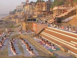 International Yoga Day: काशी में जोरों पर योग दिवस की तैयारी, लोगों ने खूब बहाया पसीना varanasi people did practice before international yoga day International Yoga Day: काशी में जोरों पर योग दिवस की तैयारी, लोगों ने खूब बहाया पसीना