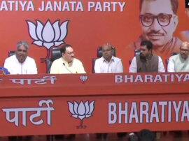 बीजेपी में शामिल हुए TDP के चार सांसद, चंद्रबाबू नायडू बोले- घबराने की बात नहीं TDM 4 MP OF RAJYASABHA JOINS BJP IN PRESENCE OF ACTING PRESIDENT JP NADDA बीजेपी में शामिल हुए TDP के चार सांसद, चंद्रबाबू नायडू बोले- घबराने की बात नहीं